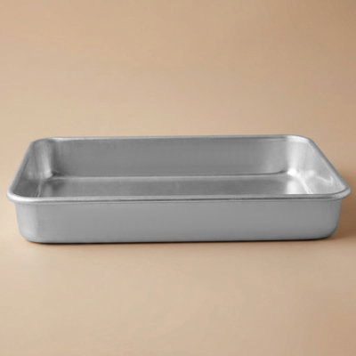 Al Saif Gallery Aluminum Cake Pan, 34.6X24.5X5.5 Cm - Silver product image 1