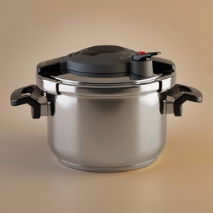 قدر ضغط ستانلس ستيل كوركماز، 5 لتر- فضي اسود product image