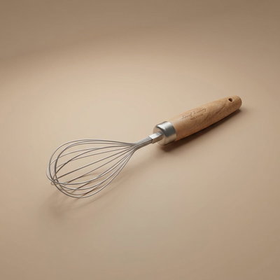 خفاق بيض استيل السيف غاليري، 12.5 سم، يد خشبي - فضي product image 1