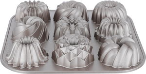 قالب كيك جرانيت ماريسا لونينا، 9 خانات، 23.5x23.5x3.5 سم - ذهبي product image 3