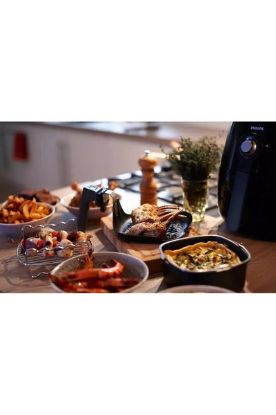 Philips HD9925/01 Air Fryer Bread Tray, 2.9 Liter, Non-Stick - Black product image 3