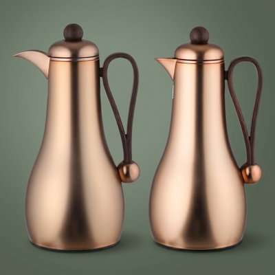 Al Saif Gallery Gheem Thermos Set, 2 Pieces, 1/1 Liter, Glass Inner Container, Wooden Handle - Copper product image 1