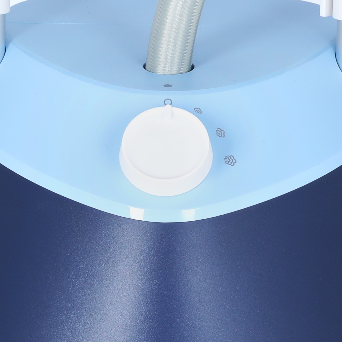 مكواه بخار عمودية فيليبس، 1512-1800 واط، 1.8 لتر، STE1030/26- ازرق product image 2