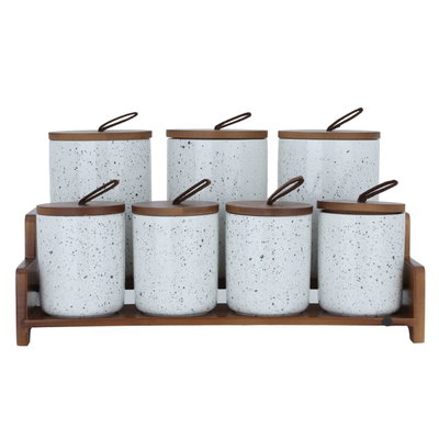 طقم علب بهارات رخام السيف غاليري، 7 قطع، غطاء، ستاند خشبي - أبيض product image 2