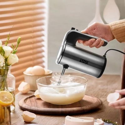 مضرب بيض كهربائي ويننج ستار، 200 واط، 5 سرعات، ST-5534 - اسود فضي product image 3