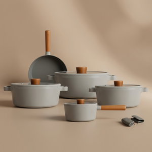 طقم قدور ستانلس استيل نيوفلام فيكا، 9 قطع، غطاء زجاج، مسكات يد إضافية - رمادي خشبي product image