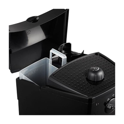 DeLonghi coffee machine, 1100 Watt, 15 bar - black product image 3