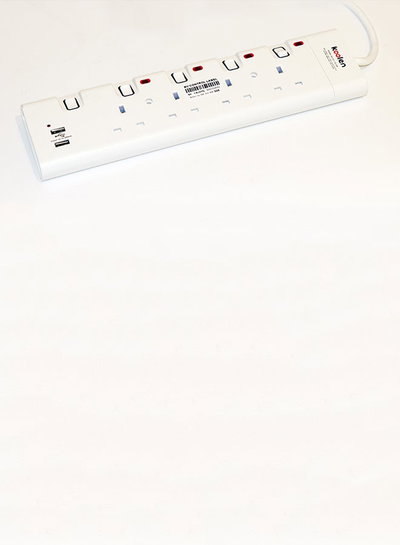 وصلة كهربائية كولن، 3250 واط، 4 مخارج، 5 متر، 2 USB، 301100008 - ابيض product image 3