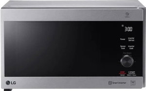 LG MS4295DIS Microwave, 1200 Watts, 42 Liters, Digital Display - Silver product image