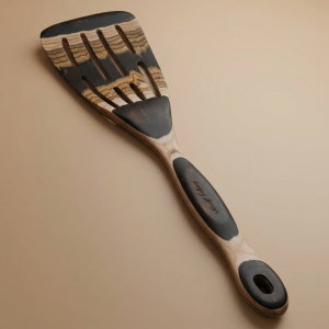 Saif Gallery wood spatula, perforated - colored product image