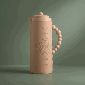 Al Saif Gallery Royal 7T thermos, 1 liter, leather covered, moon pattern, glass inner case, plastic outer shell - light brown product image