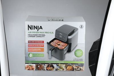 Shark Ninja AF180ME Air Fryer, 6.2L, 2000W, Digital- Black product image 5