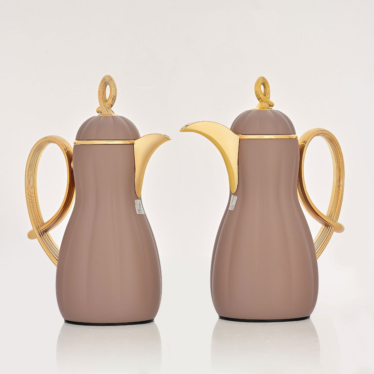 Al Saif Gallery Arwa thermos set, 1/1 liter, thermal glass inner container, plastic outer shell - dark brown product image 2