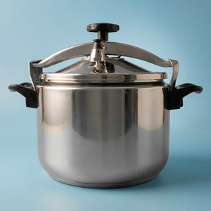 Al Saif Gallery Steel Pressure Cooker, 15 Liters - Silver product image