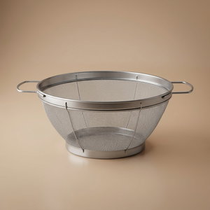 مصفاة ستانلس استيل السيف غاليري، 19 سم، دائري عميق، مسكتي يد - فضي product image
