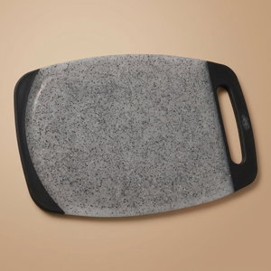 لوح تقطيع بلاستيك السيف غاليري، 29×18×1 سم - أسود product image
