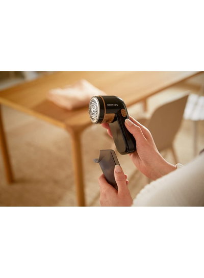 ماكينة إزالة الوبر عن الأقمشة فيليبس، GC026/80 - أسود product image 4