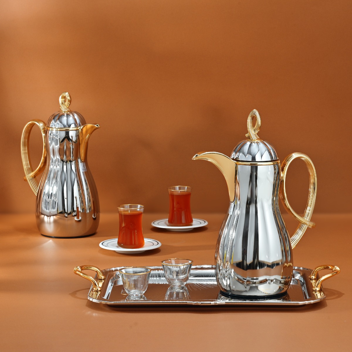 Arwa Al Saif Gallery thermos set, 1 + 1 liter, two pieces, thermal glass inner shell, plastic outer shell - silver product image 2