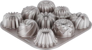 قالب كيك جرانيت ماريسا لونينا، 9 خانات، 23.5x23.5x3.5 سم - ذهبي product image 4