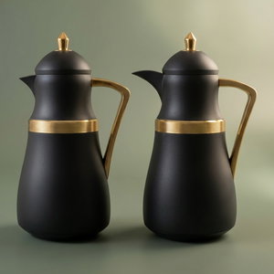 طقم ترامس نجد السيف غاليري، 1/1 لتر، حافظة داخلية زجاج حراري - اسود ذهبي product image