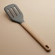 ملاس طبخ سيليكون السيف غاليري، بيد خشب - بني product image 1