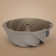 قالب كيك ألمنيوم روكي، 24x24x10 سم - ذهبي غامق product image 1