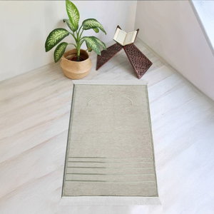 سجادة صلاة النور مخمل باك كومفورت، سمك 2.5 سم، 120 × 80 × 2.5 سم - بيج product image