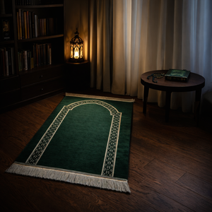 سجادة صلاة الهدي مخمل باك كومفورت، سمك 2.5 سم، 120 × 80 × 2.5 سم - اخضر product image